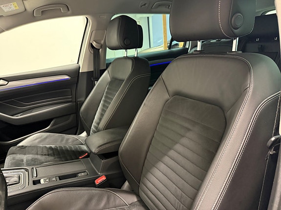 Volkswagen Passat 10 of 22
