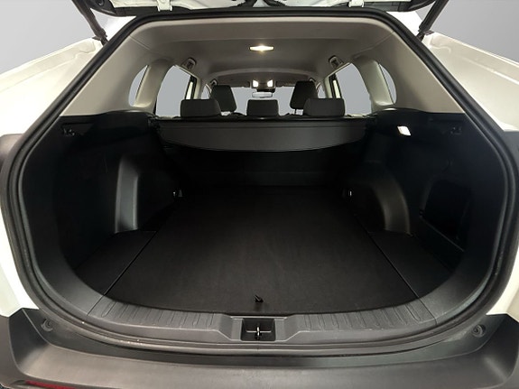 Toyota RAV4 12 of 16