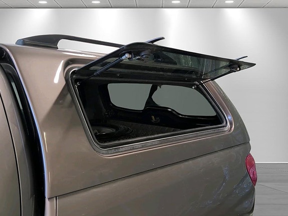 Mitsubishi L200 8 of 14