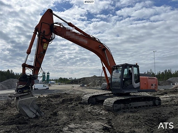 Hitachi ZX250 LC-3 Grävmaskin med rotor och skopa (425,000:- 9 of 24