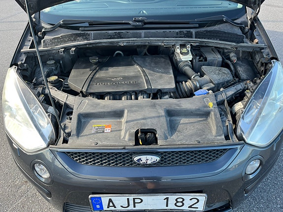 Ford S-MAX 7 of 9