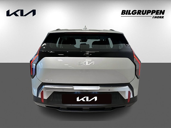 Kia EV3 5 of 17