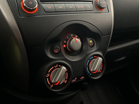 Nissan Micra 21 of 23