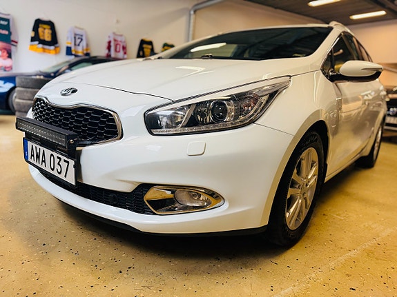 Kia Ceed 2 of 22