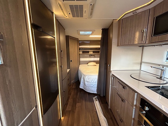 Kabe Imperial 600 XL KS / AC / Alde / Ugn / Förtält 9 of 22