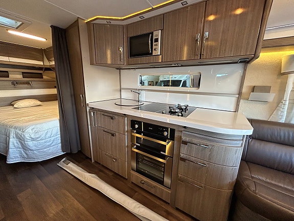 Kabe Imperial 600 XL KS / AC / Alde / Ugn / Förtält 16 of 22