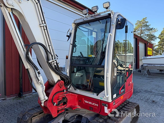 Grävmaskin Takeuchi TB250-2 10 of 27