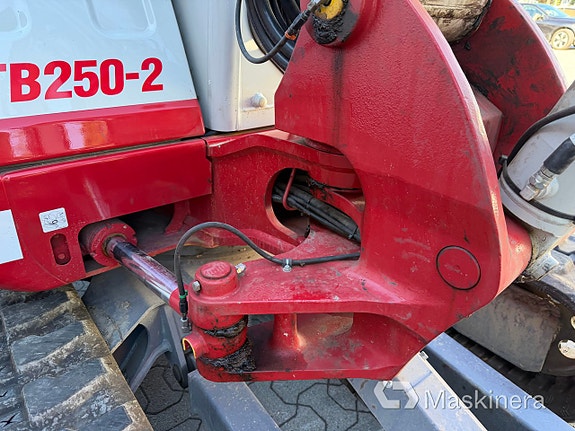 Grävmaskin Takeuchi TB250-2 23 of 27
