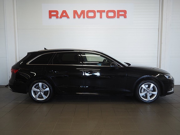 Audi A4 4 of 30