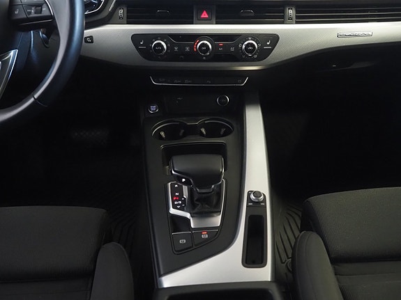 Audi A4 25 of 30