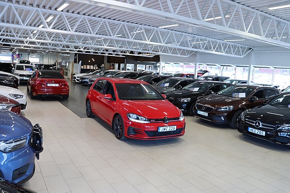 Volkswagen Golf I 3 of 25