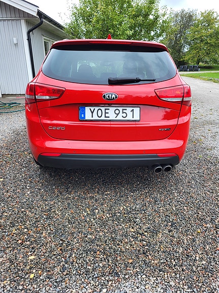 Kia Ceed 3 of 6