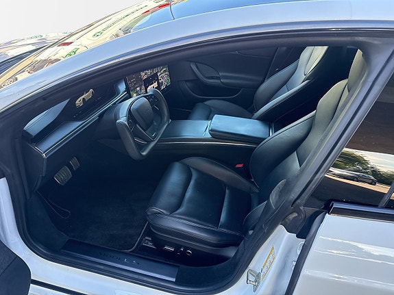 Tesla Model S 6 of 20