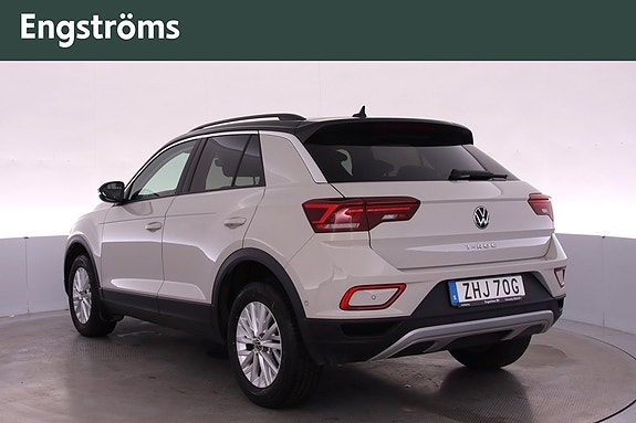 Volkswagen T-Roc 4 of 22