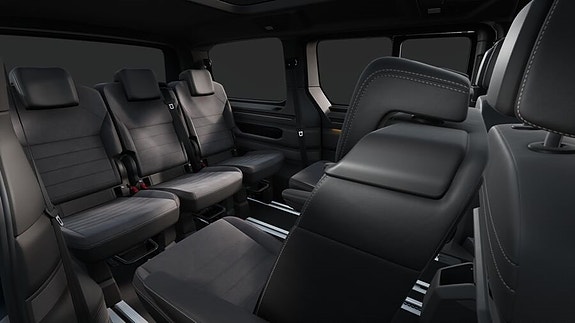 Volkswagen Multivan 9 of 9