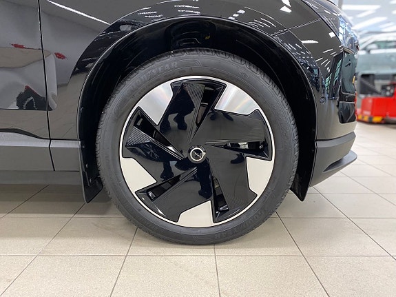 Volvo EX30 6 of 25