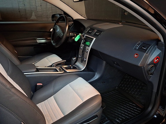 Volvo C30 7 of 8