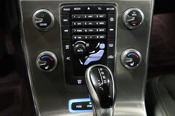 Volvo V60 17 of 22