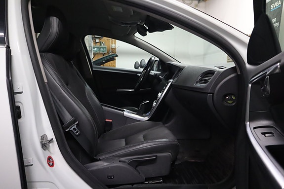 Volvo V60 11 of 22