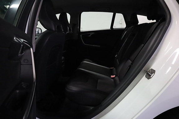 Volvo V60 9 of 22