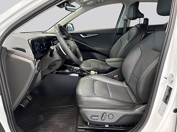 Kia Niro 8 of 30