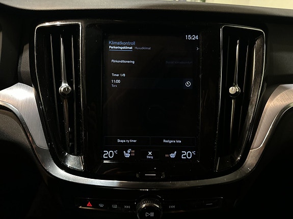 Volvo V60 21 of 23