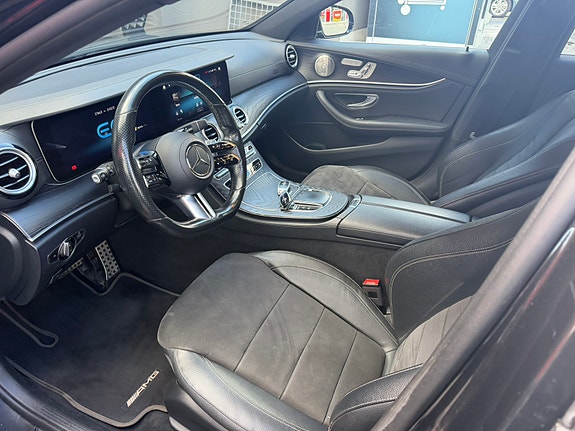 Mercedes-Benz E300 6 of 9