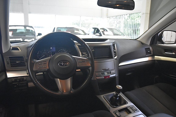 Subaru Outback 8 of 14