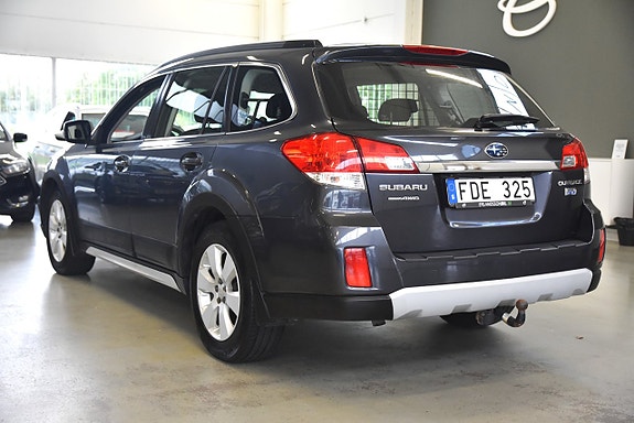 Subaru Outback 5 of 14