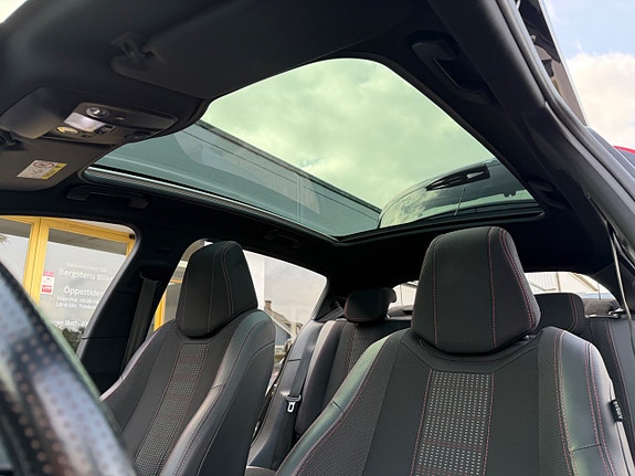 Peugeot 308 16 of 30
