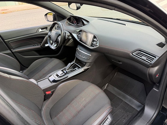 Peugeot 308 20 of 30