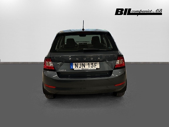 Skoda Fabia 5 of 15