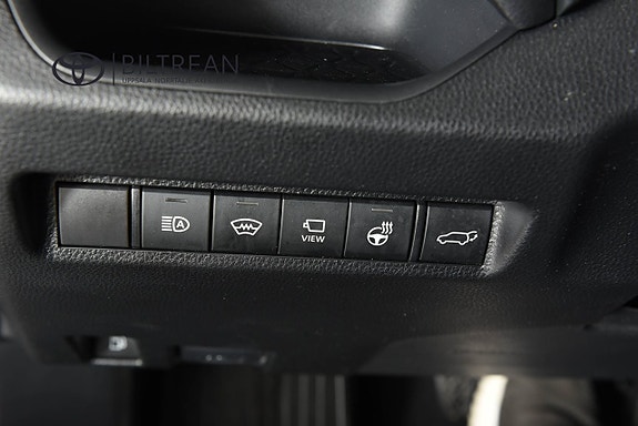Toyota RAV4 Plug-in Hybrid 15 of 17