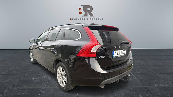 Volvo V60 6 of 16
