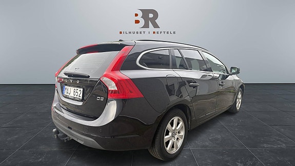 Volvo V60 5 of 16