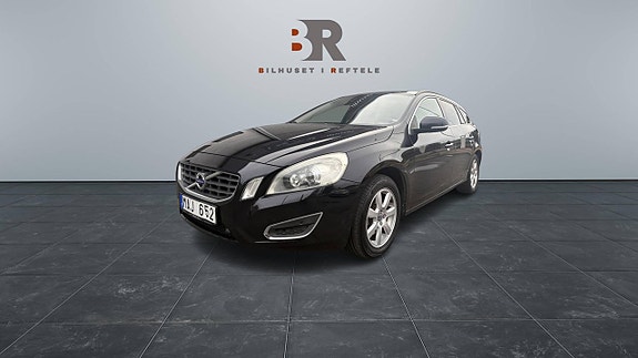 Volvo V60 4 of 16