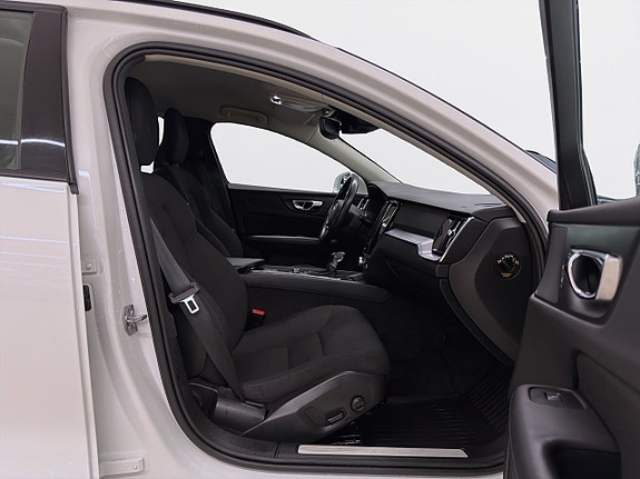 Volvo V60 14 of 18