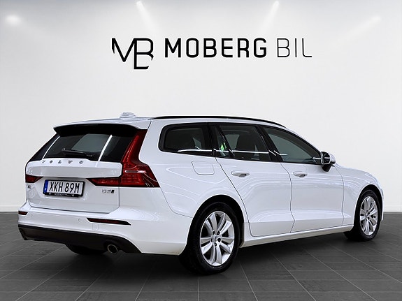 Volvo V60 4 of 18