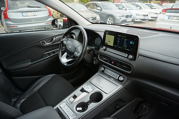 Hyundai Kona 4 of 6