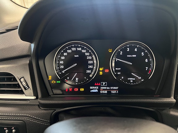 BMW 218i 16 of 18