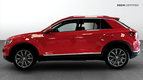 Volkswagen T-Roc 6 of 9