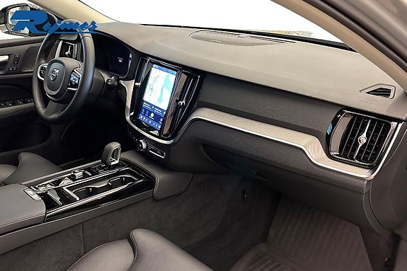Volvo V60 6 of 27