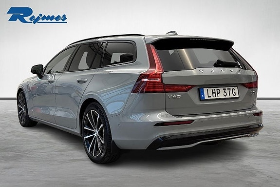 Volvo V60 3 of 27