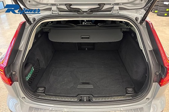 Volvo V60 14 of 27
