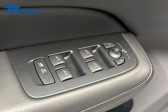Volvo V60 22 of 27