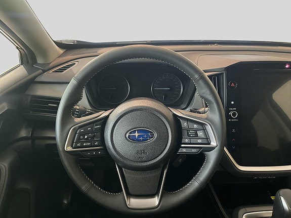 Subaru Crosstrek 4 of 14