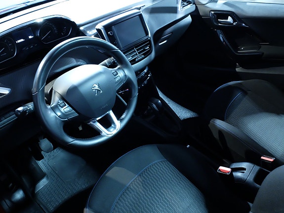 Peugeot 208 8 of 8
