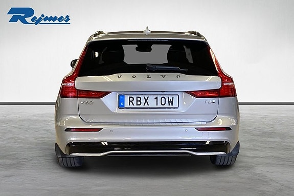 Volvo V60 3 of 14