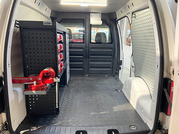 Volkswagen Caddy 9 of 11