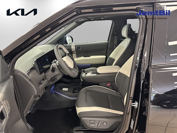 Kia EV3 8 of 15
